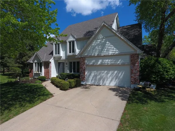 12701 Granada Rd, Leawood, KS 66209