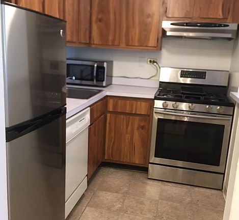 3rd image of 340 E 93rd St APT 19G