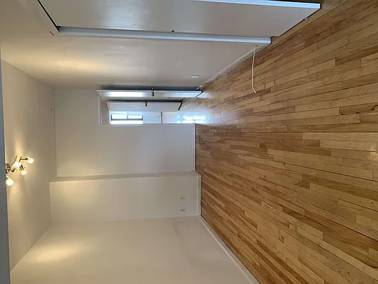 Rented by Flatiron Real Estate Advisors LLC | media 26