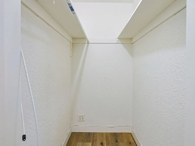 739 S Normandie Ave #107 — Photo 11