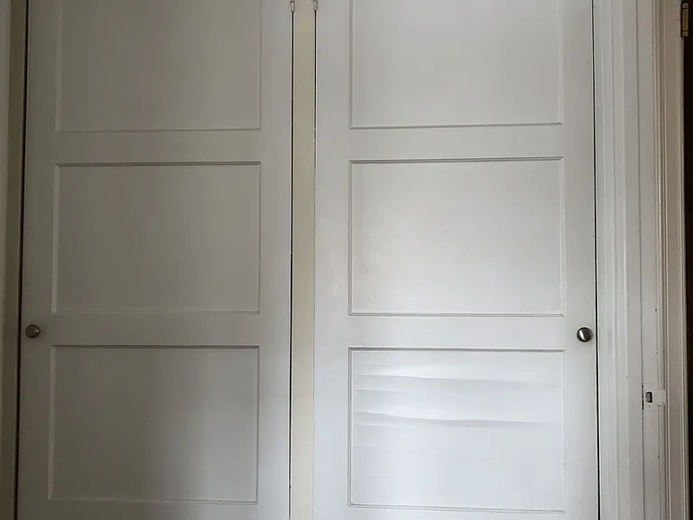 1629 E Superior — Photo 15