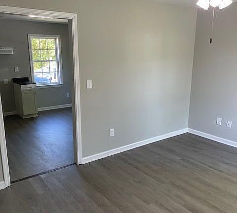 5th image of 807 Nile Street