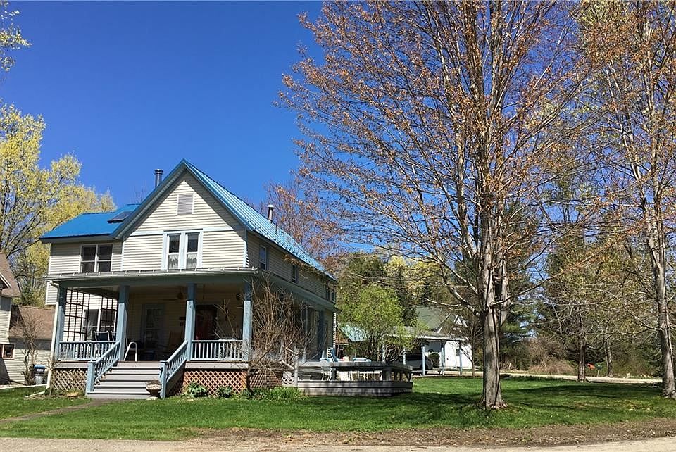 1st image of 6084 Lookout Ave