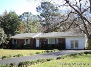 304 Ridgewood Ln, Washington, NC 27889