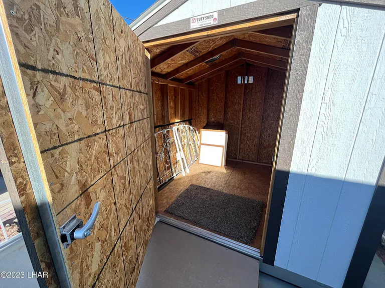 2557 Palisades Dr — Photo 20