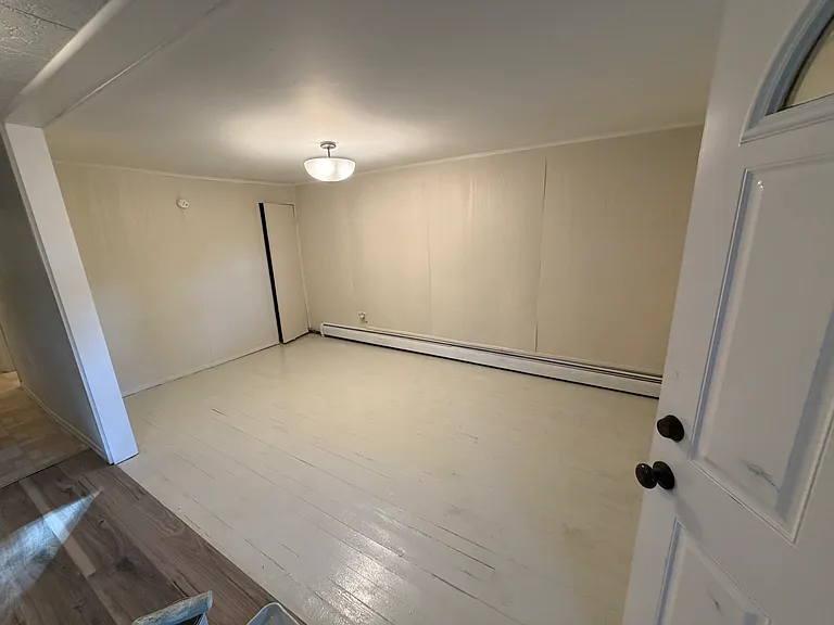 520 Elizabeth St — Photo 10