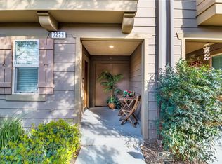 7229 N Maple Rd, Van Nuys, CA 91405