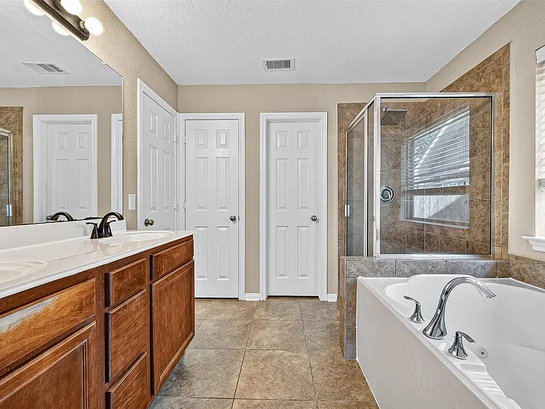 26738 Henson Falls Dr — Photo 28