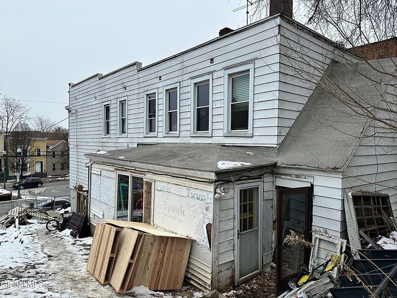4th image of 490 4th Street