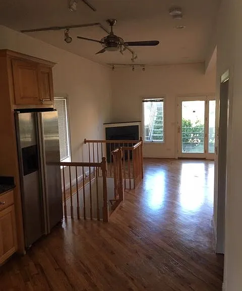 742 W Schubert Ave #1R — Photo 12