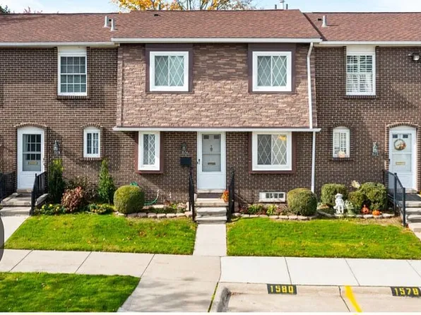 1607 Vernon Rd, Trenton, MI 48183