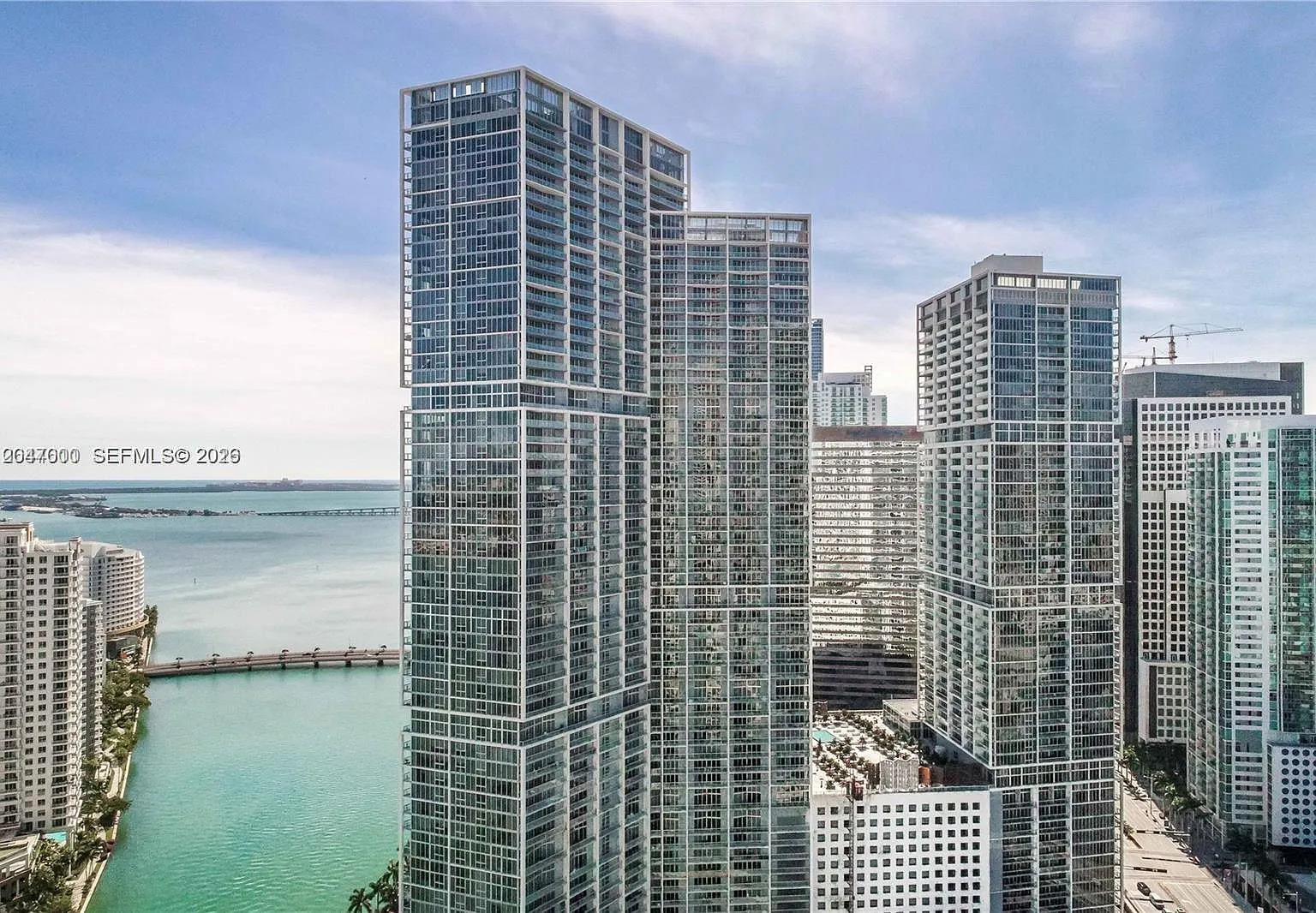 Iconbrickell Condo No 1 — Photo 1