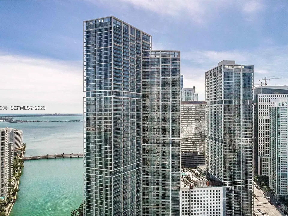 475 Brickell Ave #4612