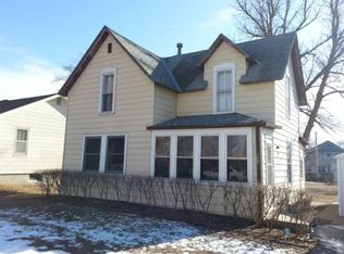 826 3rd St, Beemer, NE 68716