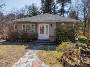 96 Pond St, Salem, NH 03079