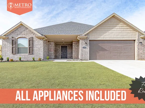 219 S Geranium Ln, Fayetteville, AR 72704