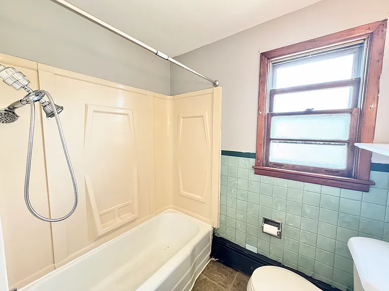 74 Newman St #4 — Photo 12