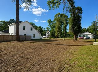 16721 E Ivanhoe, Montgomery, TX 77316