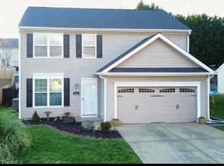 6056 Parkside Cir, Winston Salem, NC 27107