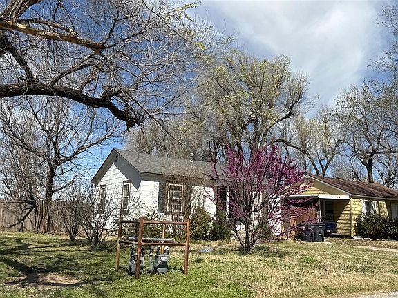 2nd image of 7221 NW 46th St