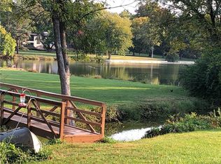 3636 W 89th St, Leawood, KS 66206