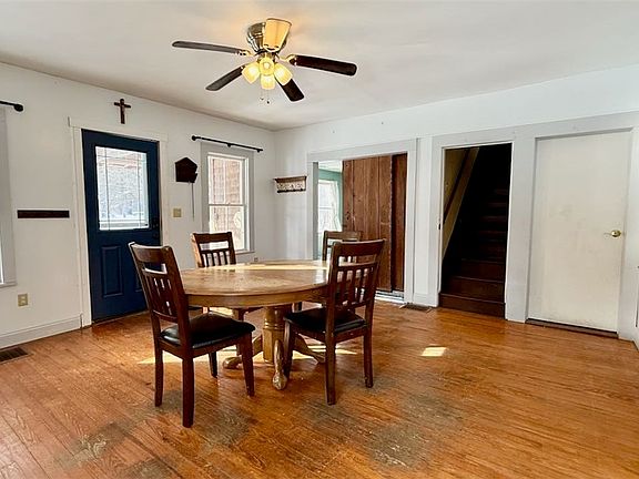 2nd image of 328 Indian Field Rd