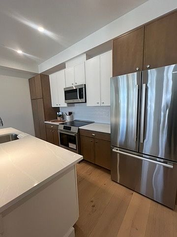 1st image of 105 Sea St #206