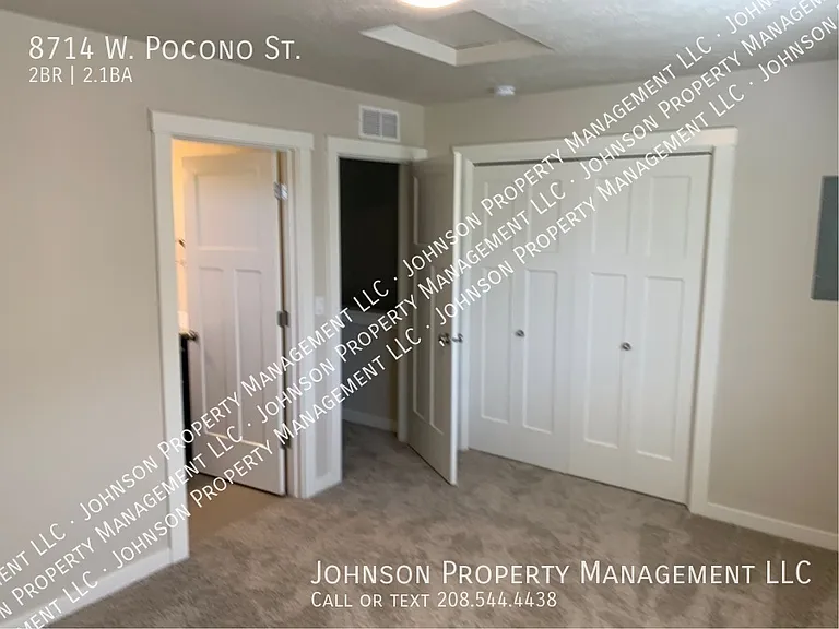 8714 W Pocono Ln — Photo 11