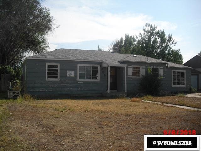 1st image of 1306 Charles Ave