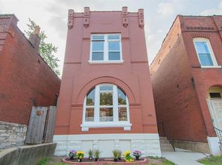 3003 California Ave, Saint Louis, MO 63118