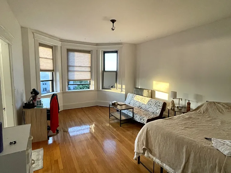 1256 Commonwealth Ave #27 — Photo 2