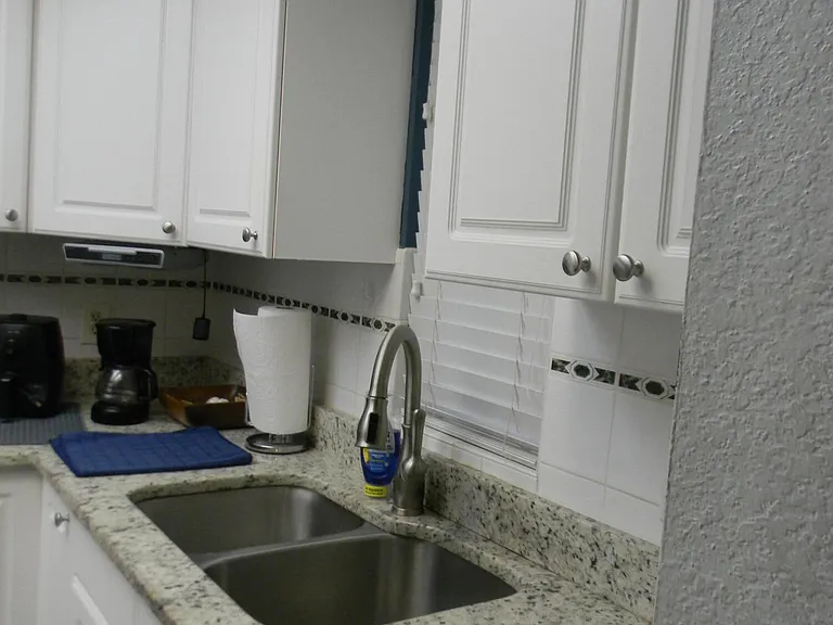 981 Sonesta Ave NE #C-103 — Photo 10