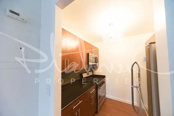 Rented by Platinum Forbes Global Properties | media 13