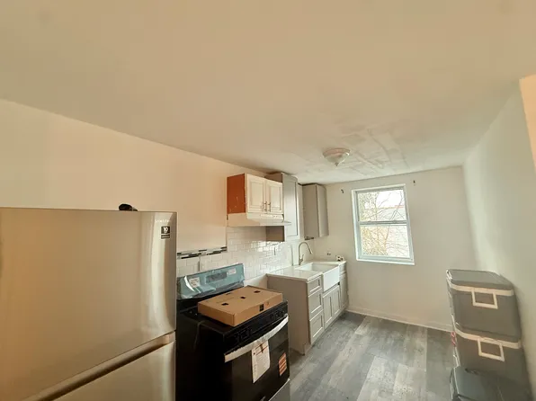 17723 105th Ave Floor 2, Jamaica, NY 11433