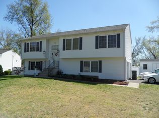 1660 Main St, East Hartford, CT 06108
