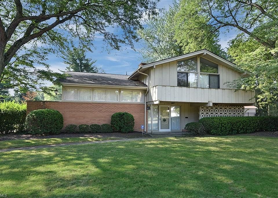 1st image of 20735 Brandywine Dr