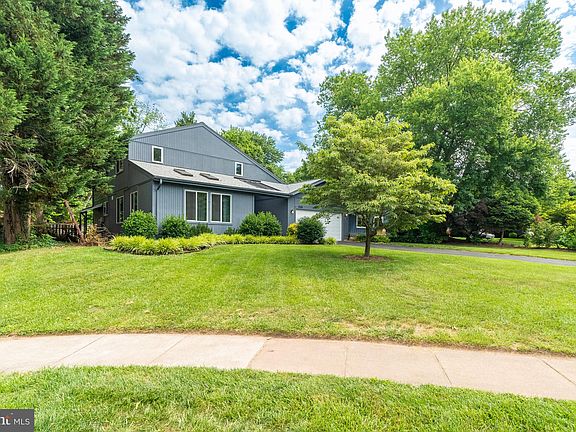 2nd image of 2508 Congreve Ct