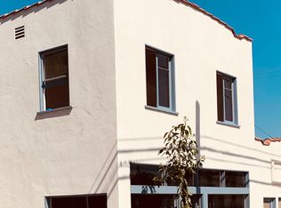 901 1/2 E Wardlow Rd, Long Beach, CA 90807