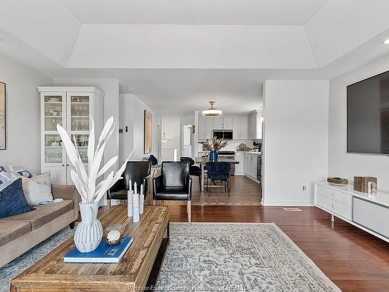 2340 Katella Ave — Photo 8