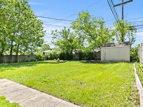 5th image of 3191 Stephen Dr S