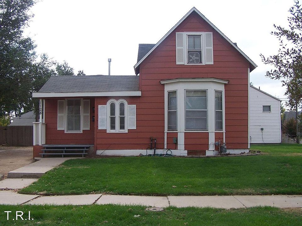 2nd image of 1128 7th St APT 2