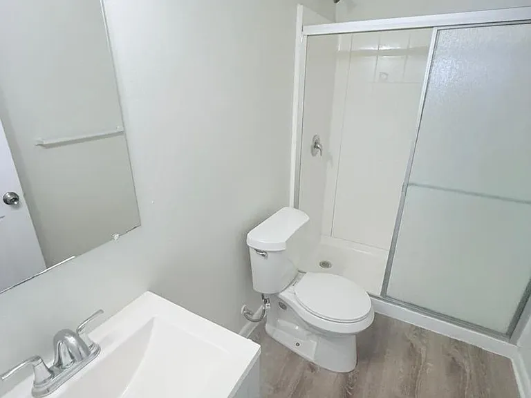4438 Pearl Rd — Photo 12