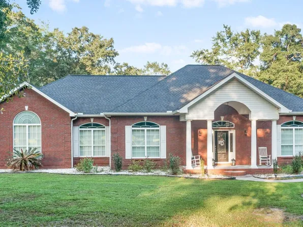 1685 Falling Waters Rd, Chipley, FL 32428