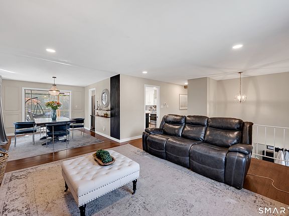 5th image of 202 Meadowview Drive