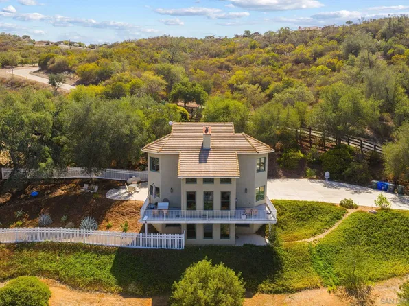26285 Calle De Encinas, Valley Center, CA 92082