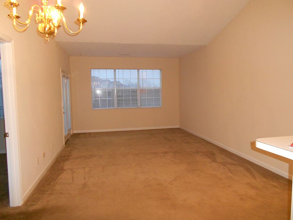 1st image of 150 Brentwood Cir