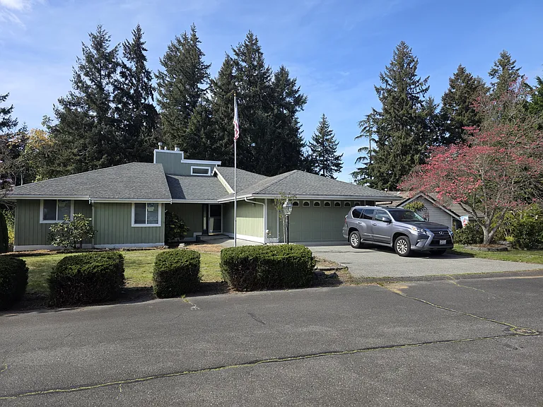 312 Marietta Ct — Photo 2