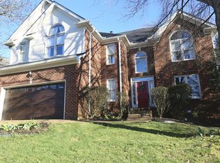 5620 Regatta Blvd, Hermitage, TN 37076