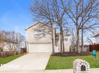 2010 Brazos Dr, Corinth, TX 76210