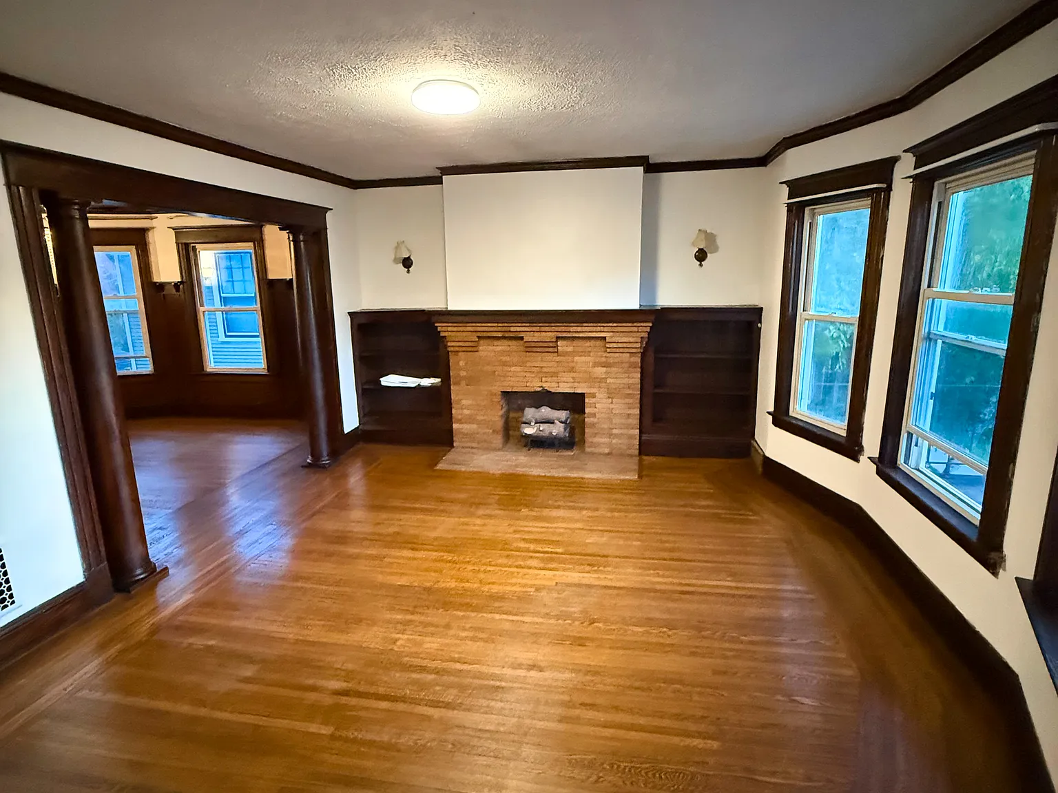 3 bed, 1400 sqft, $1,500 — Photo 4